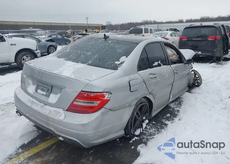 2013 Mercedes-Benz C 250 Sport from USA, damaged, VIN WDDGF4HB5DR292973